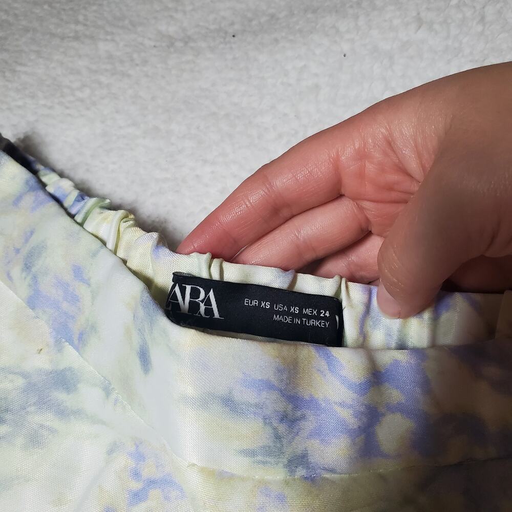 🔥 Zara XS Purple Lilac Yellow White Tie Dye Mini Skirt Satin Viscose Silky - Picture 5 of 15